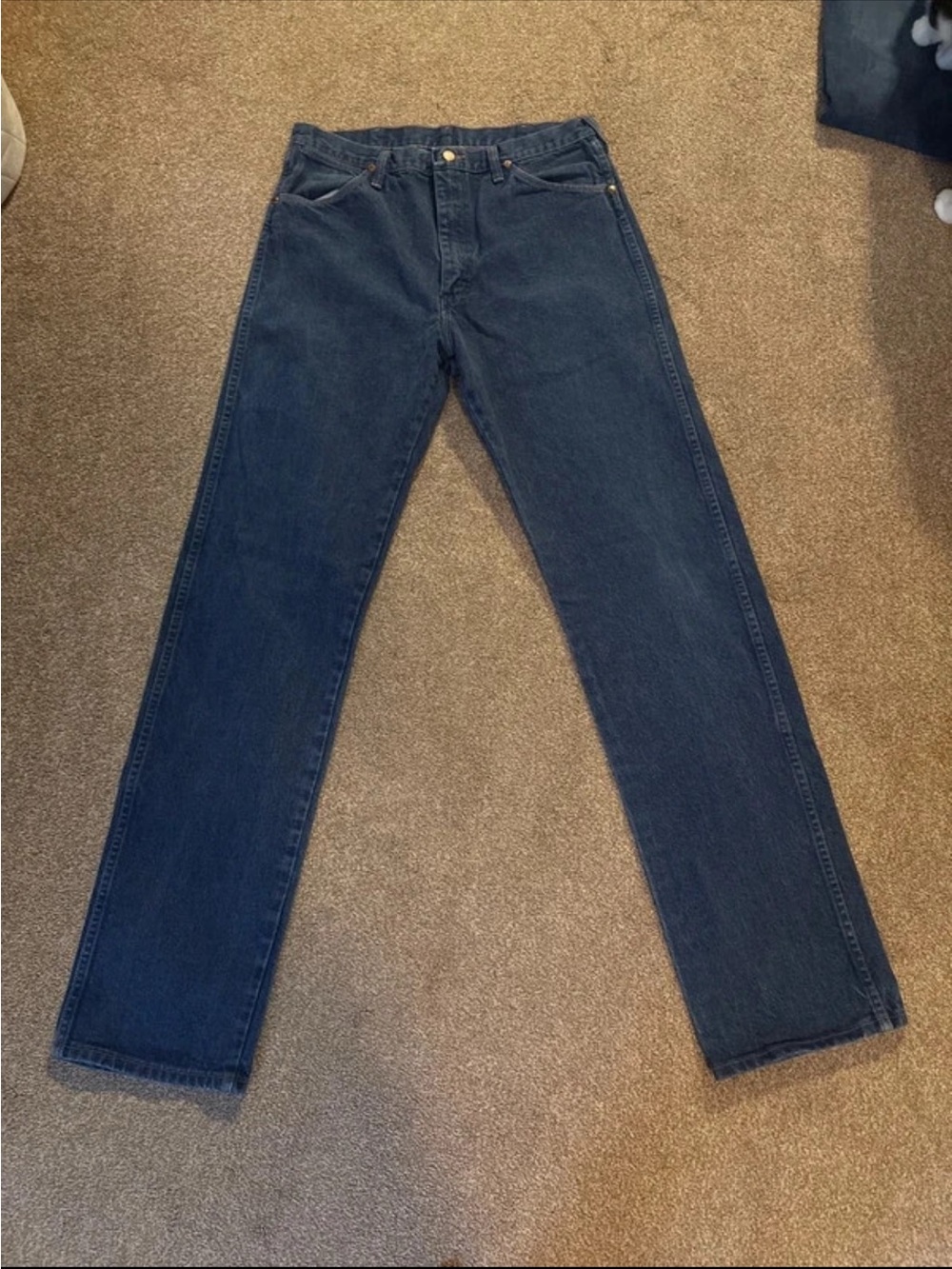 Men's Bootcut Jeans in Dark Blue Wash